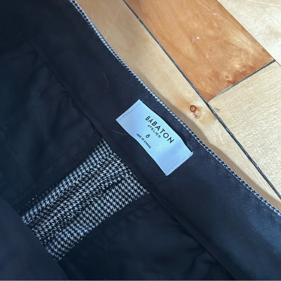 Aritzia Babaton Numero Grey Houndstooth Tailored Slit Hem Pants - Picture 8 of 13